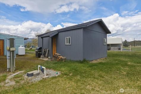 7 Horizon Drive Tonasket WA 98855