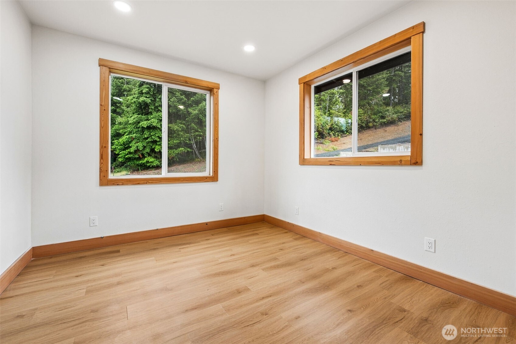 4311 E Mason Lake Dr W Grapeview WA 98546