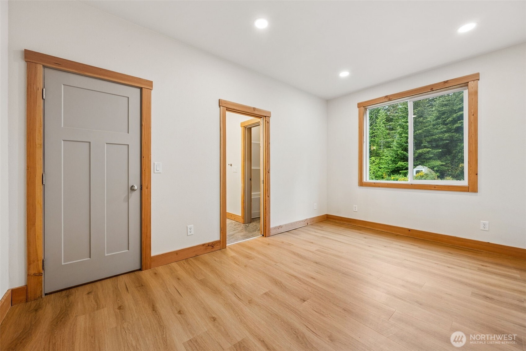 4311 E Mason Lake Dr W Grapeview WA 98546