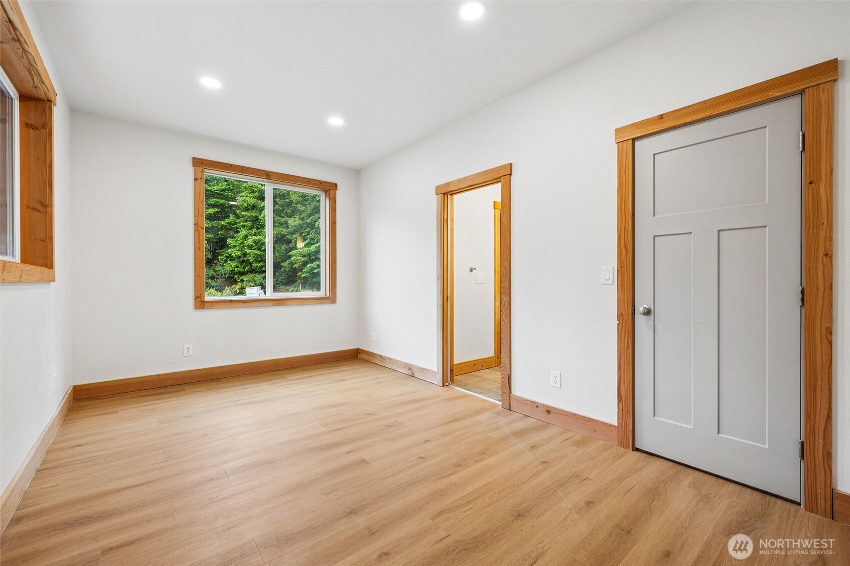 4311 E Mason Lake Dr W Grapeview WA 98546