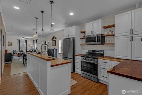140 Skyline Drive Port Angeles WA 98362