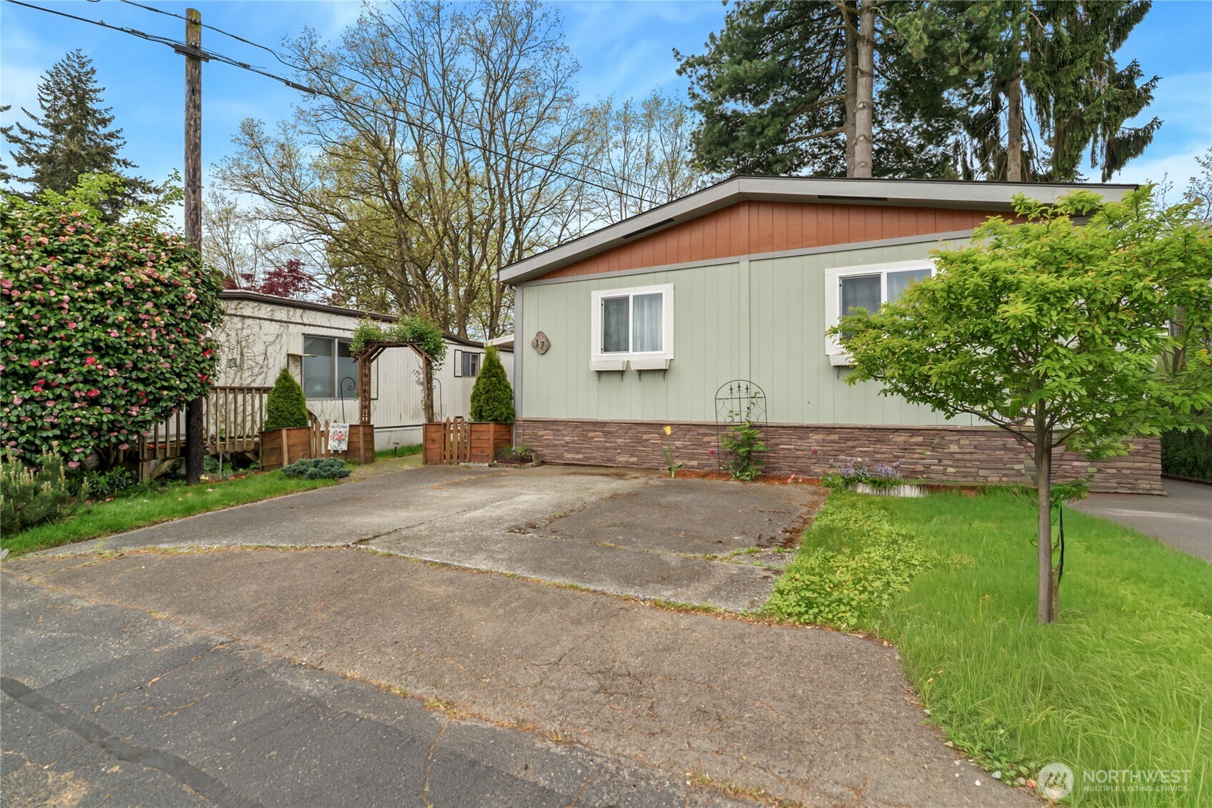 24222 54th Avenue W Mountlake Terrace WA 98043