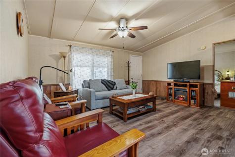 24222 54th Avenue W Mountlake Terrace WA 98043
