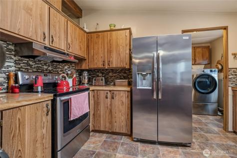 24222 54th Avenue W Mountlake Terrace WA 98043
