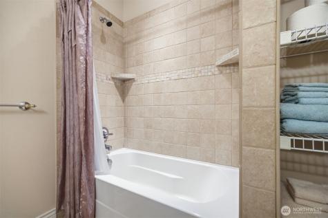 1417 Woodfield Place Lynden WA 98264