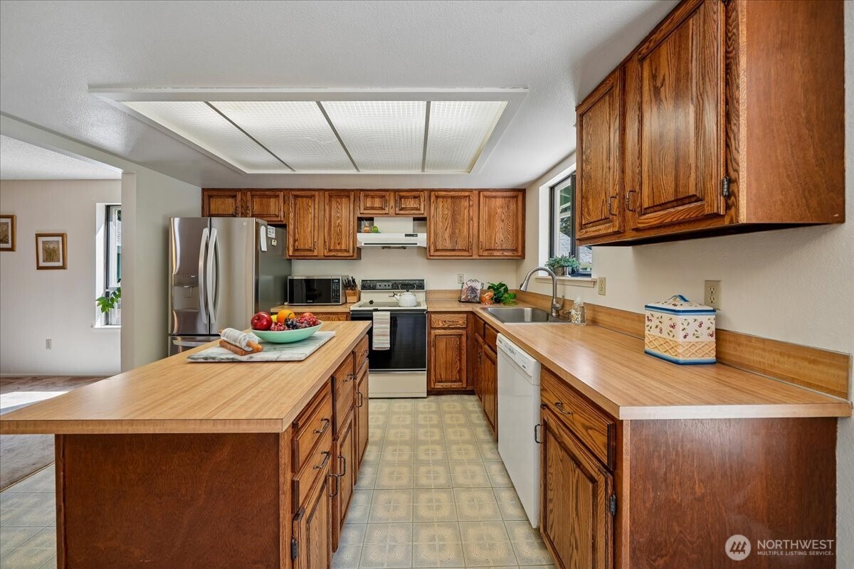 870 Kamus Place Fox Island WA 98333