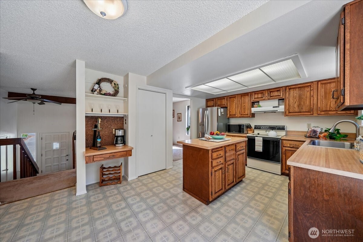 870 Kamus Place Fox Island WA 98333