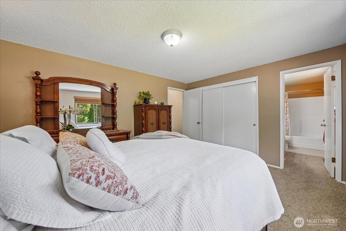 870 Kamus Place Fox Island WA 98333