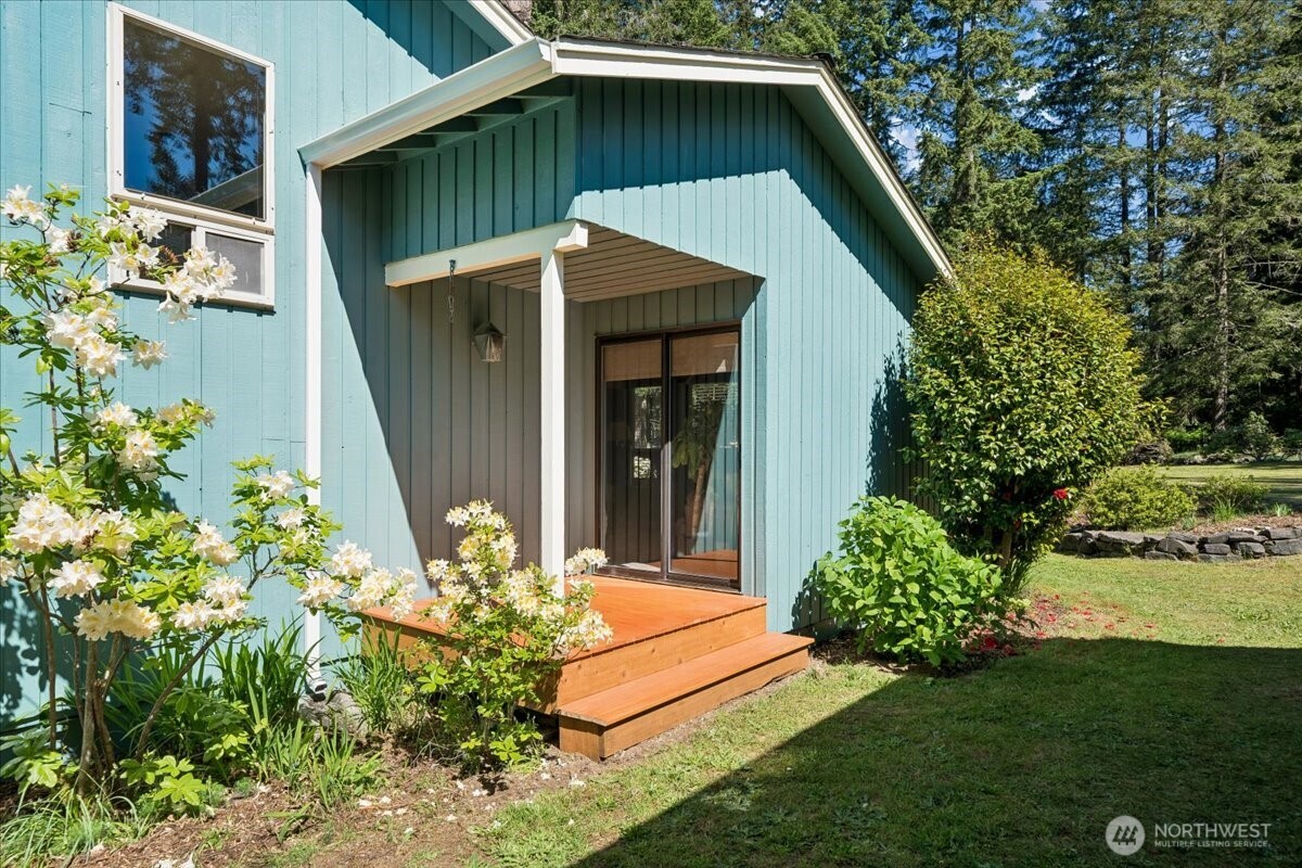 870 Kamus Place Fox Island WA 98333