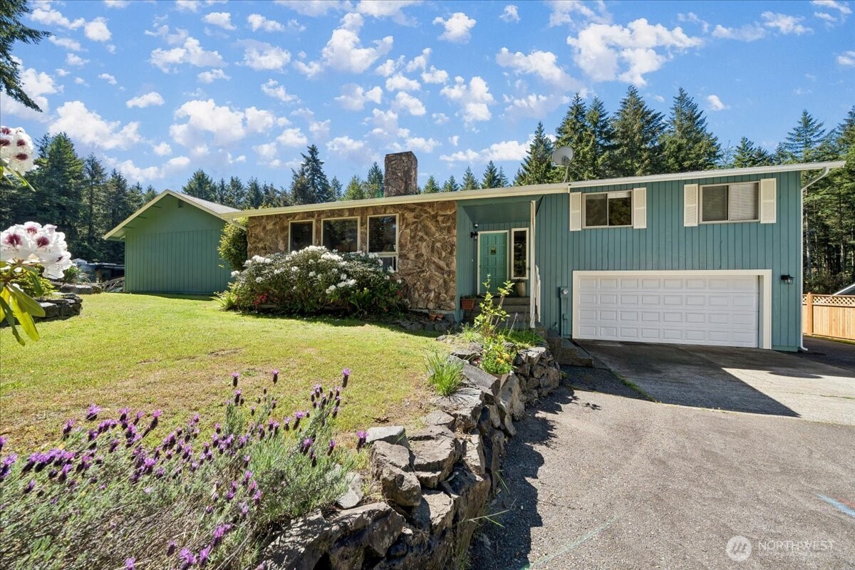 870 Kamus Place Fox Island WA 98333