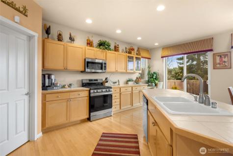 1306 68th Street SE Auburn WA 98092