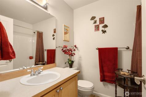 1306 68th Street SE Auburn WA 98092