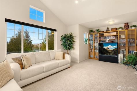 1306 68th Street SE Auburn WA 98092
