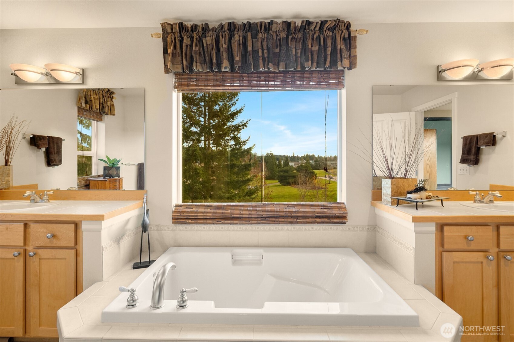 1306 68th Street SE Auburn WA 98092