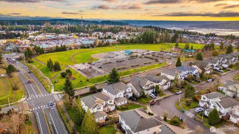 1306 68th Street SE Auburn WA 98092