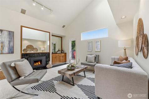 613 Bellevue Way SE Bellevue WA 98004