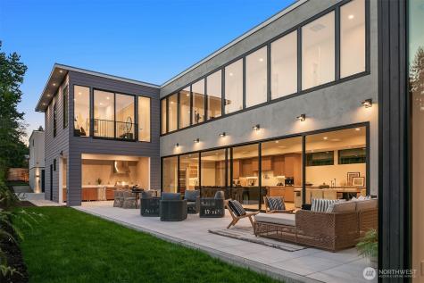 7626 NE 10th Street Medina WA 98039