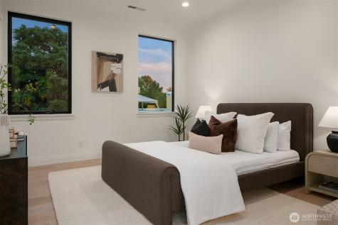 7626 NE 10th Street Medina WA 98039