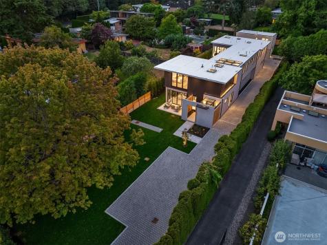 7626 NE 10th Street Medina WA 98039