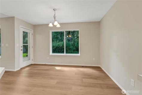 16814 128th Avenue E Puyallup WA 98374