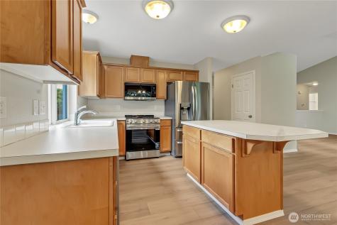 16814 128th Avenue E Puyallup WA 98374