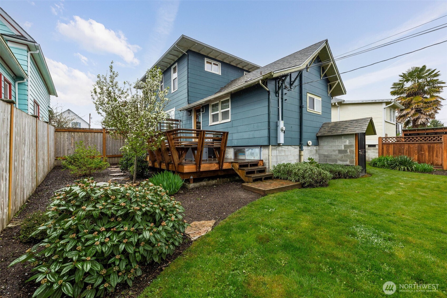 2115 Rockefeller Avenue Everett WA 98201