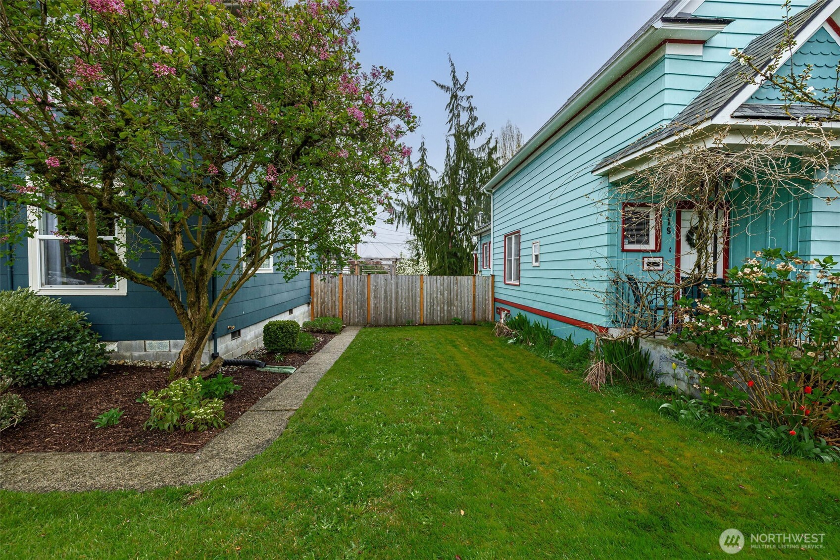 2115 Rockefeller Avenue Everett WA 98201