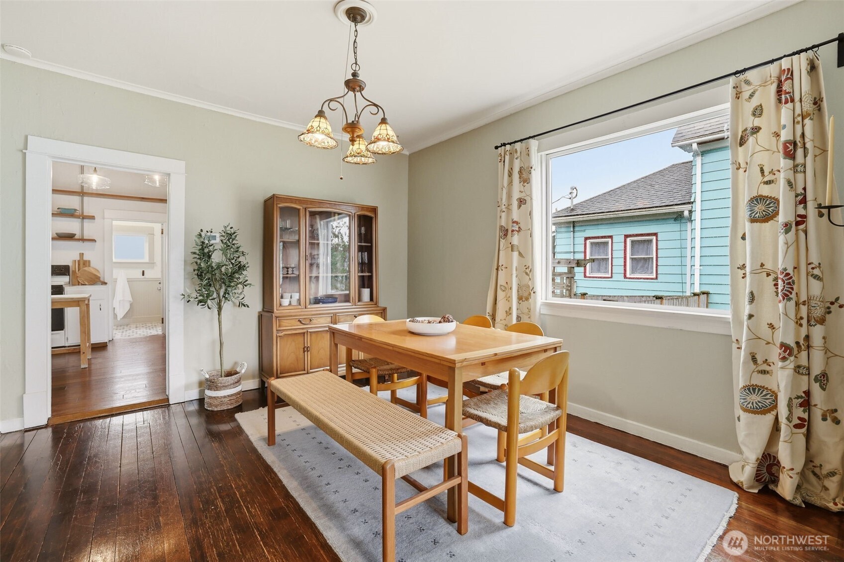 2115 Rockefeller Avenue Everett WA 98201