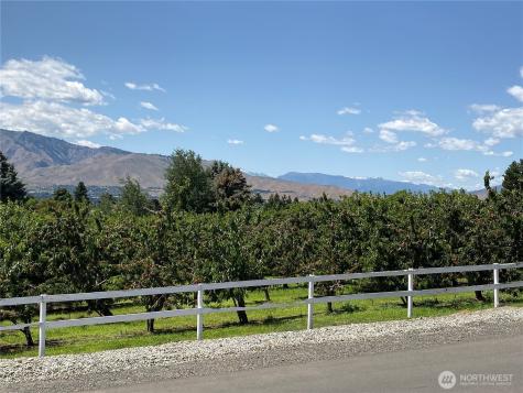 1055 N Jackson Avenue East Wenatchee WA 98802