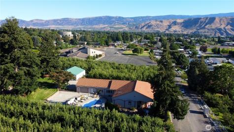 1055 N Jackson Avenue East Wenatchee WA 98802