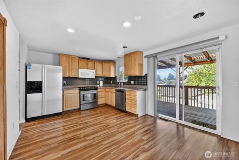 9402 S Sheridan Avenue Tacoma WA 98444