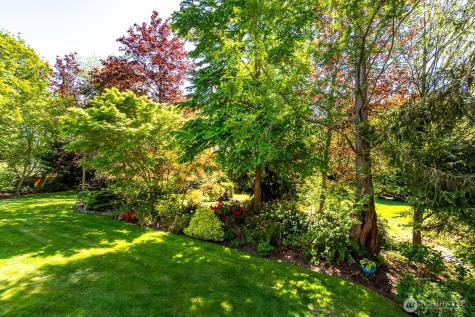 23319 NE 142nd Place Woodinville WA 98077