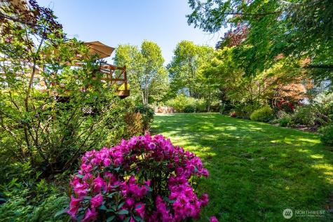 23319 NE 142nd Place Woodinville WA 98077