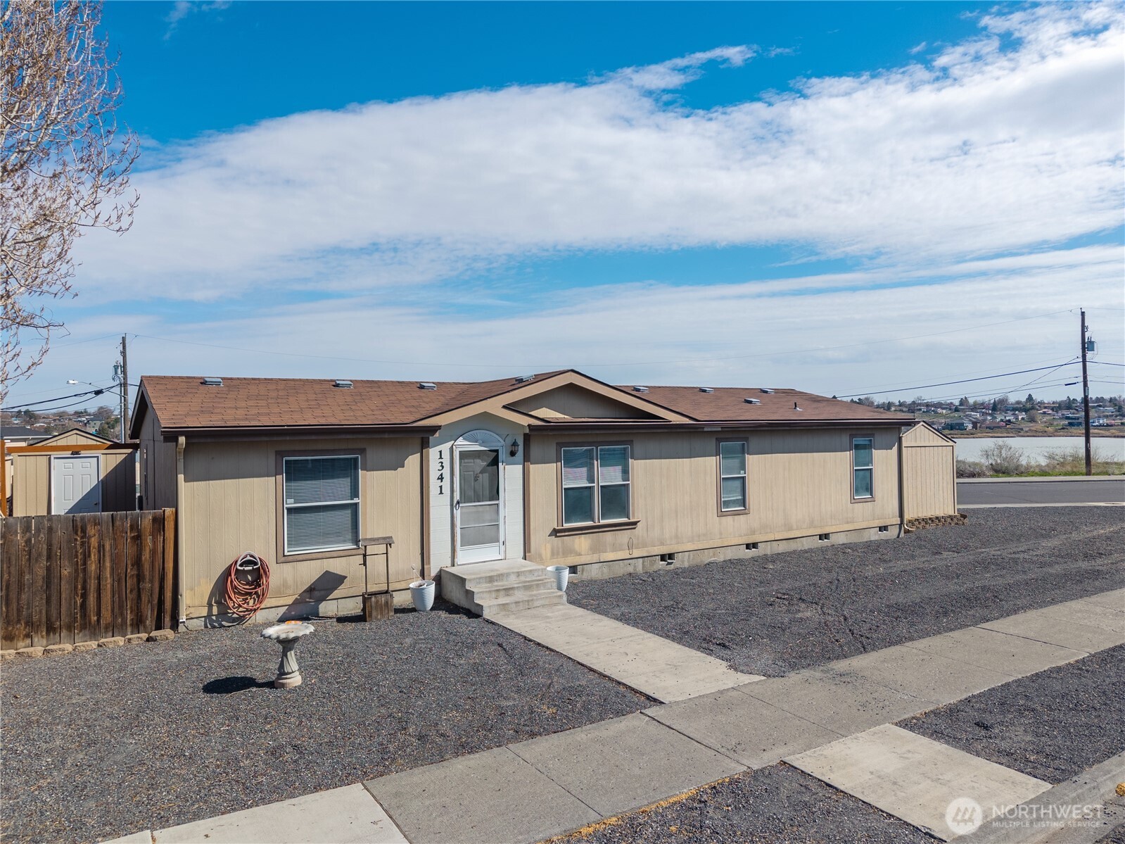1341 W Columbia Avenue Moses Lake WA 98837