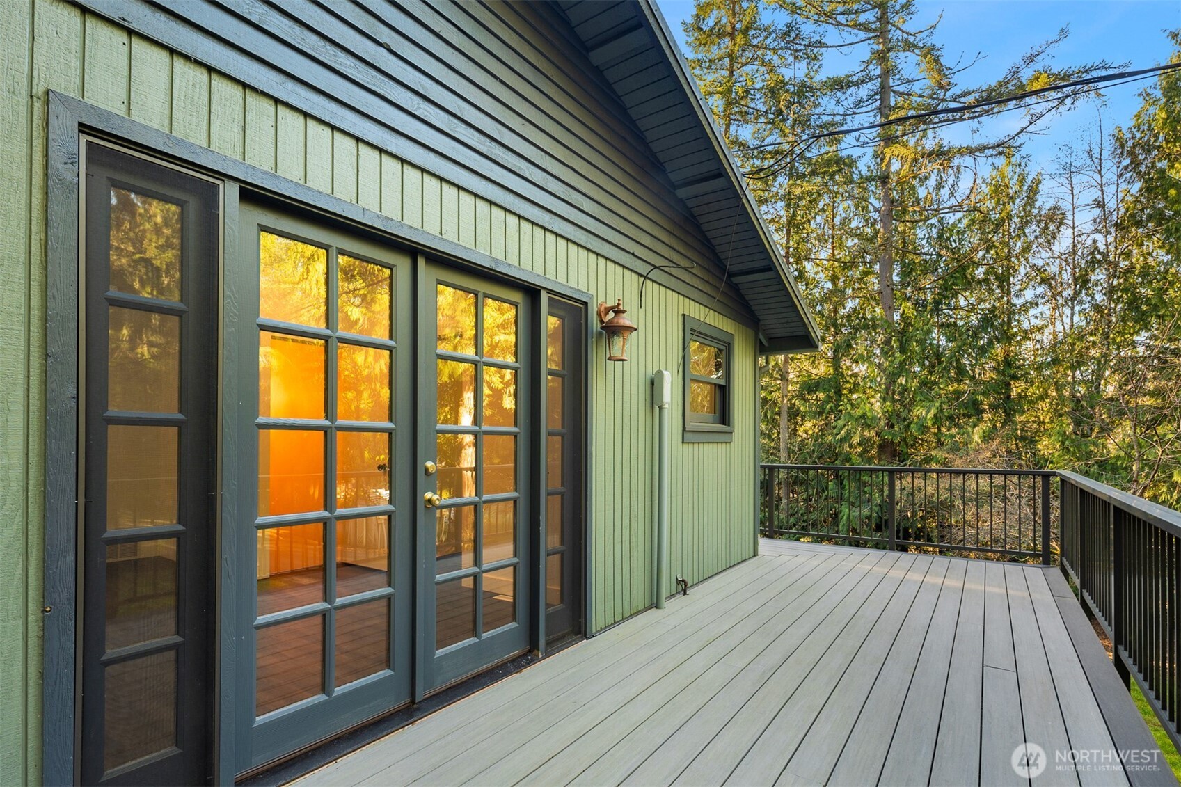 16417 210th Avenue NE Woodinville WA 98077
