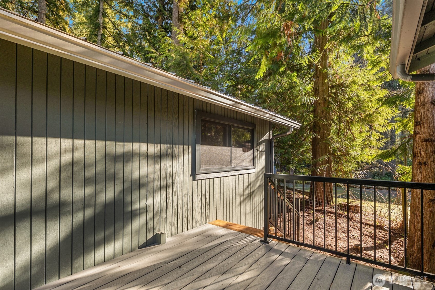 16417 210th Avenue NE Woodinville WA 98077