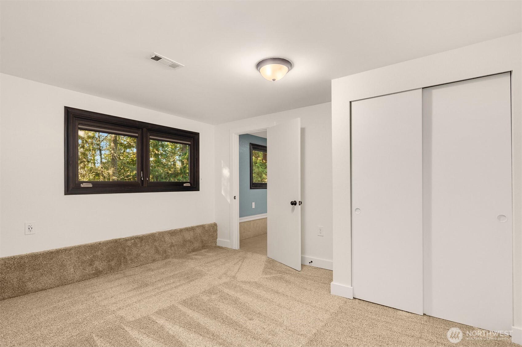 16417 210th Avenue NE Woodinville WA 98077