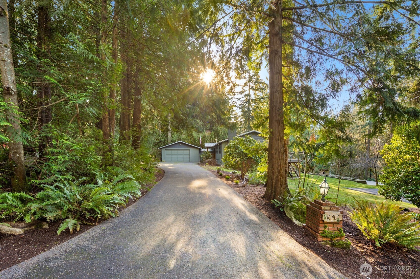 16417 210th Avenue NE Woodinville WA 98077