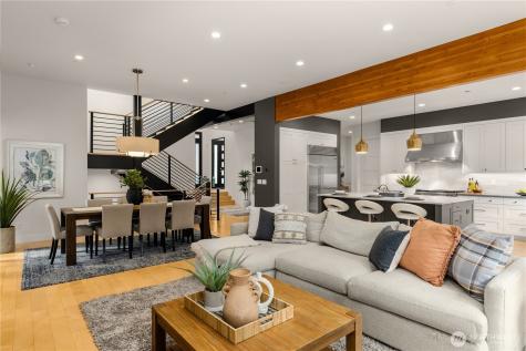 7002 93rd Avenue SE Mercer Island WA 98040