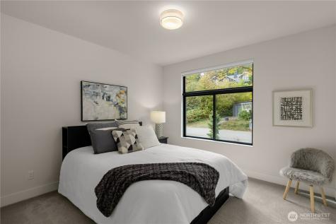 7002 93rd Avenue SE Mercer Island WA 98040