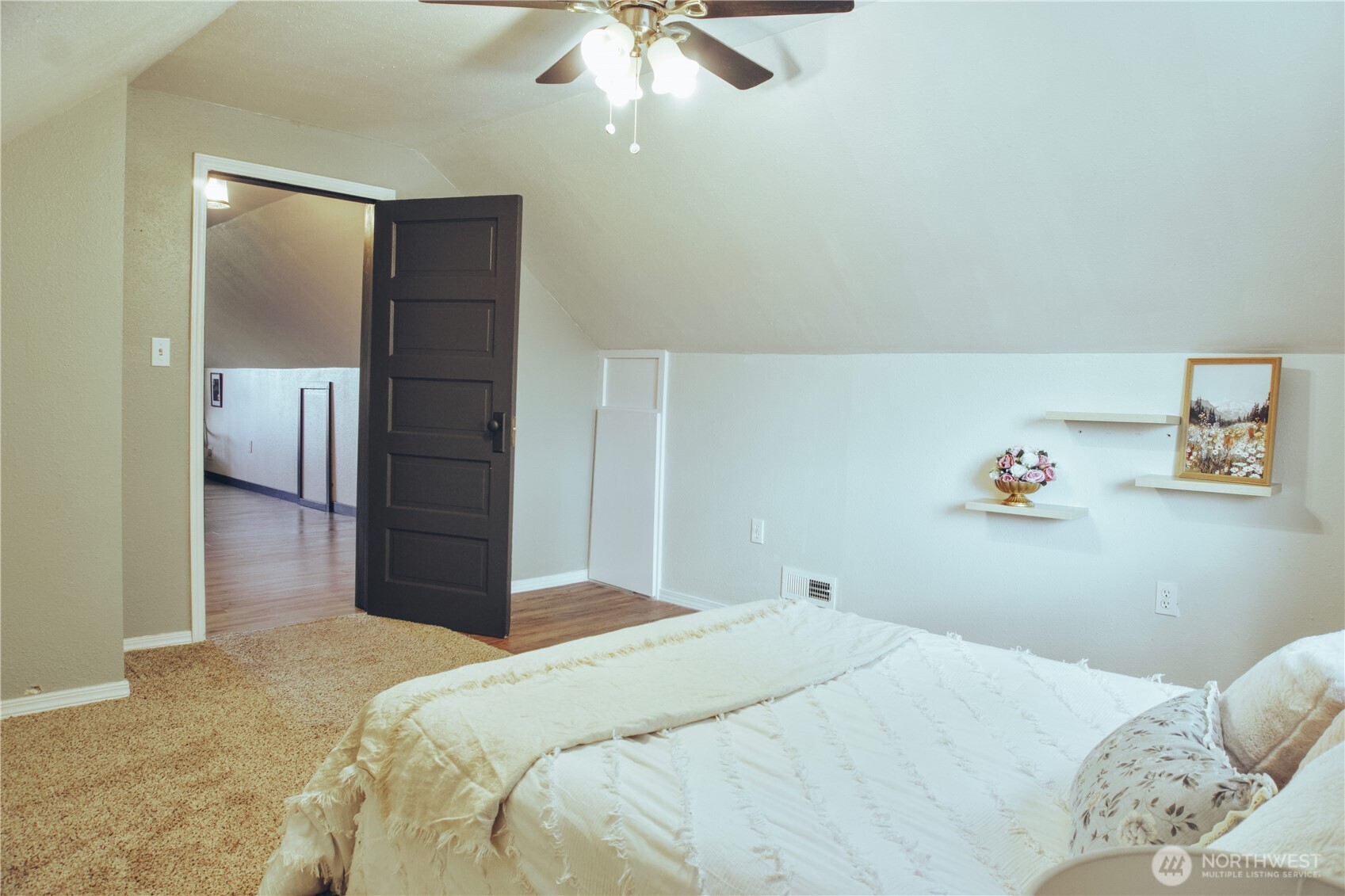 512 E Pear Street Centralia WA 98531