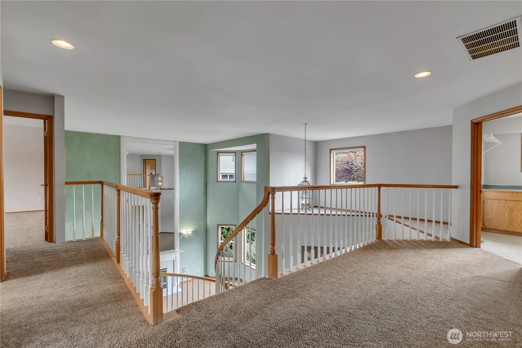 4452 185th Avenue E Lake Tapps WA 98391