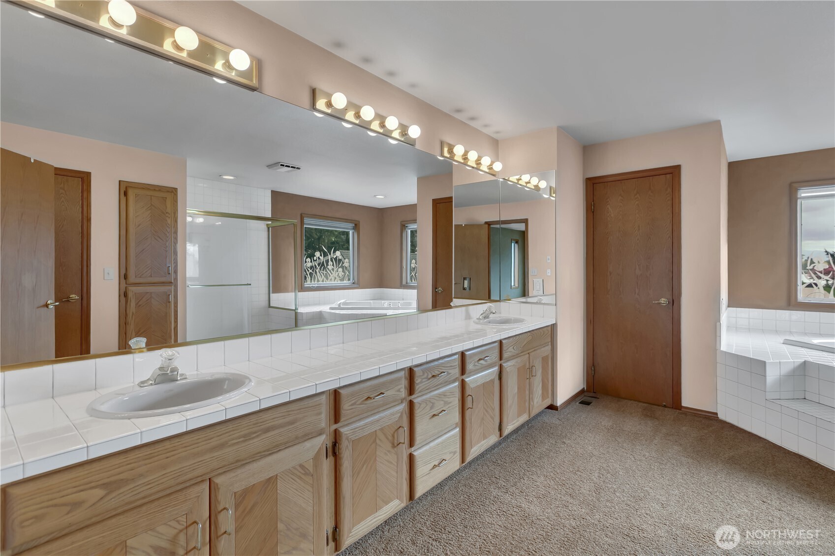 4452 185th Avenue E Lake Tapps WA 98391