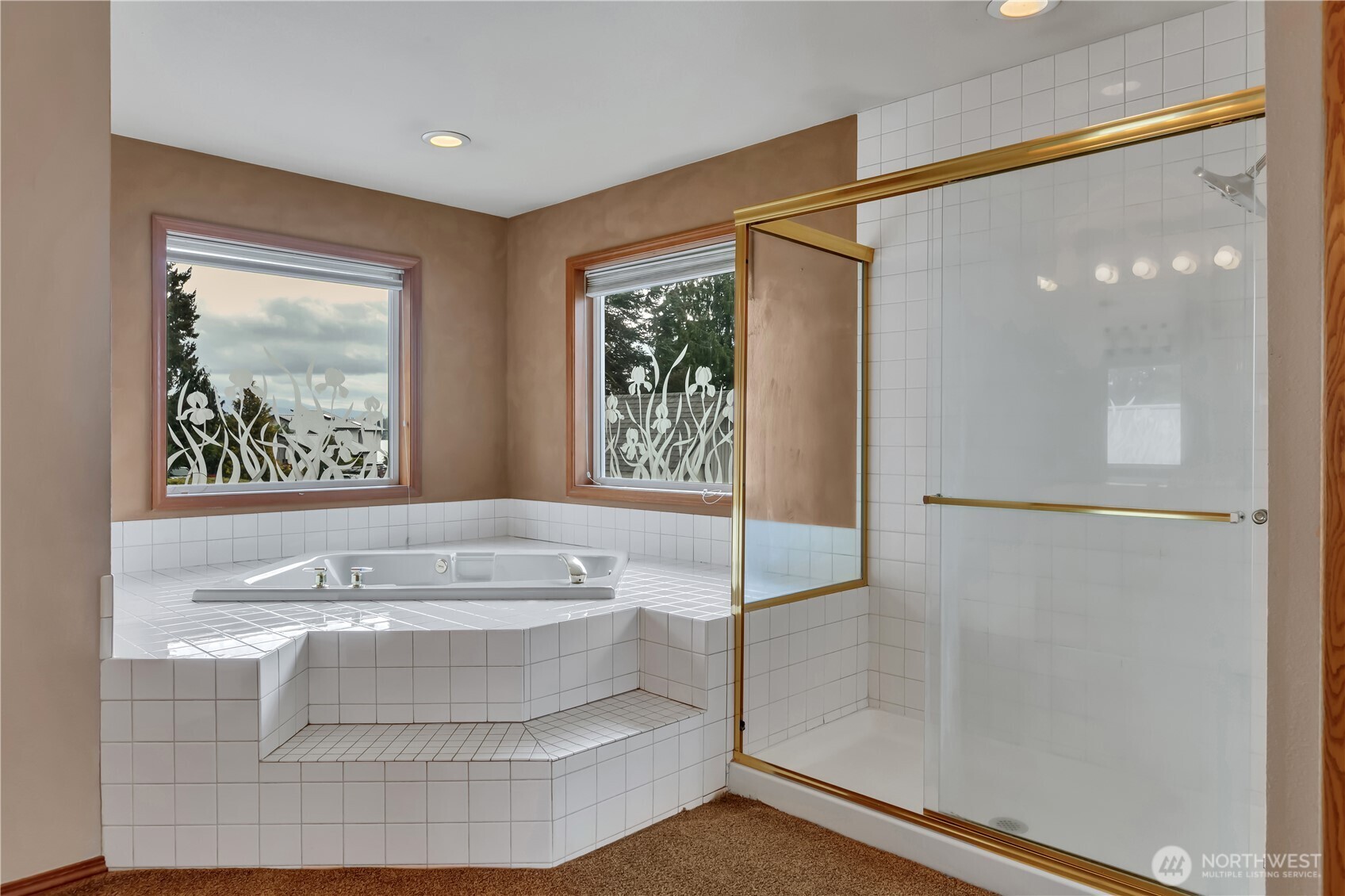 4452 185th Avenue E Lake Tapps WA 98391