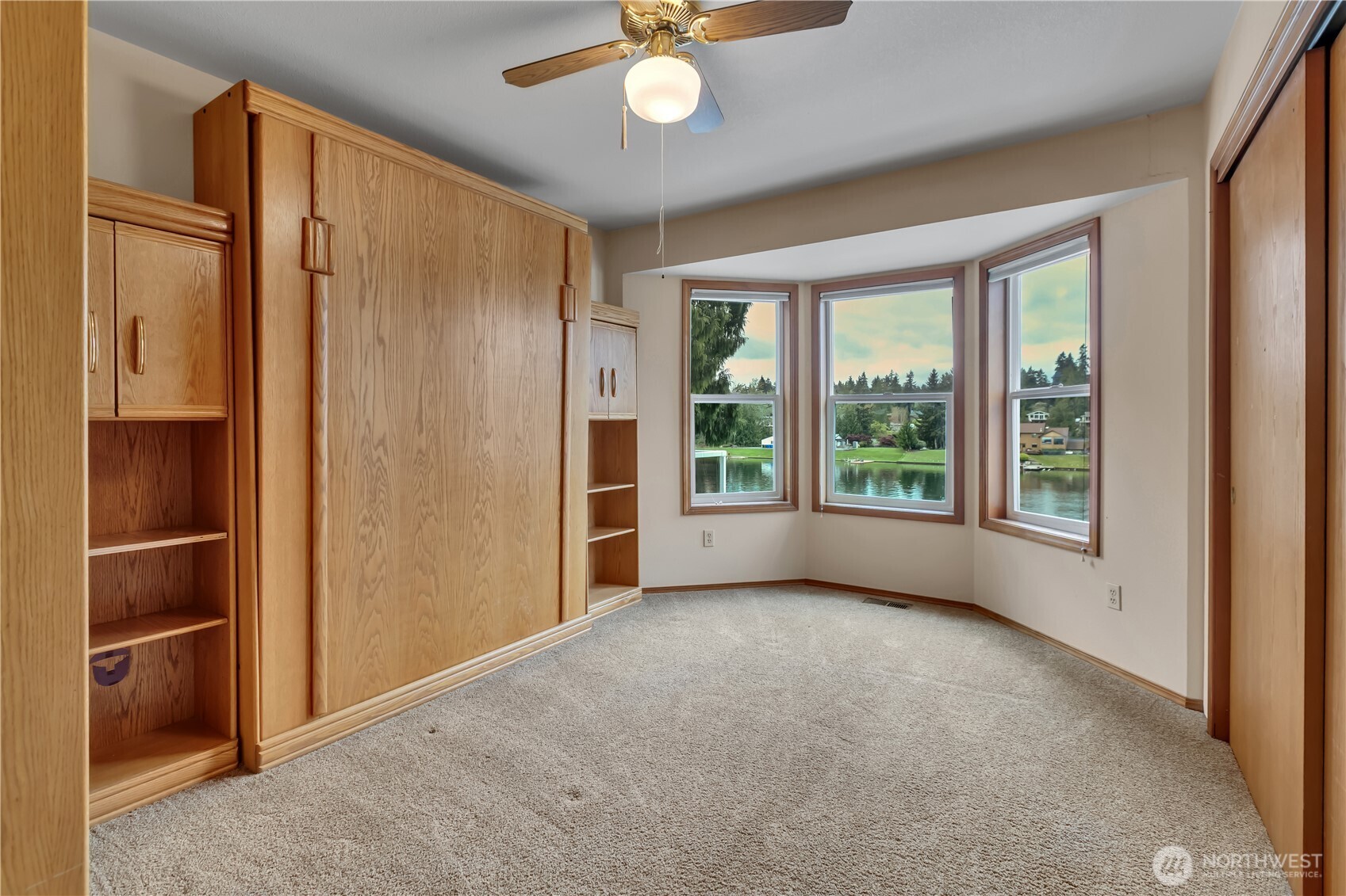 4452 185th Avenue E Lake Tapps WA 98391