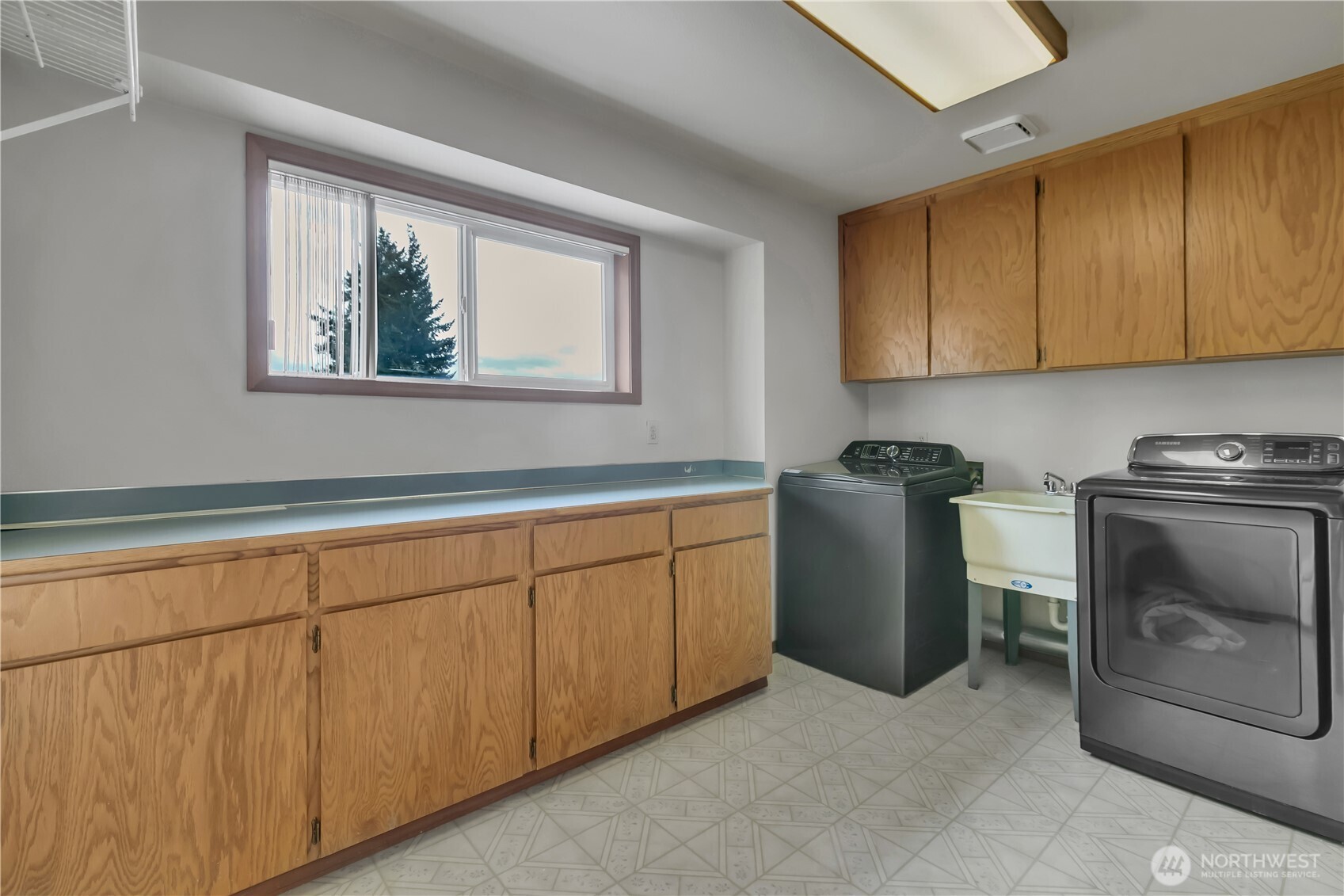 4452 185th Avenue E Lake Tapps WA 98391