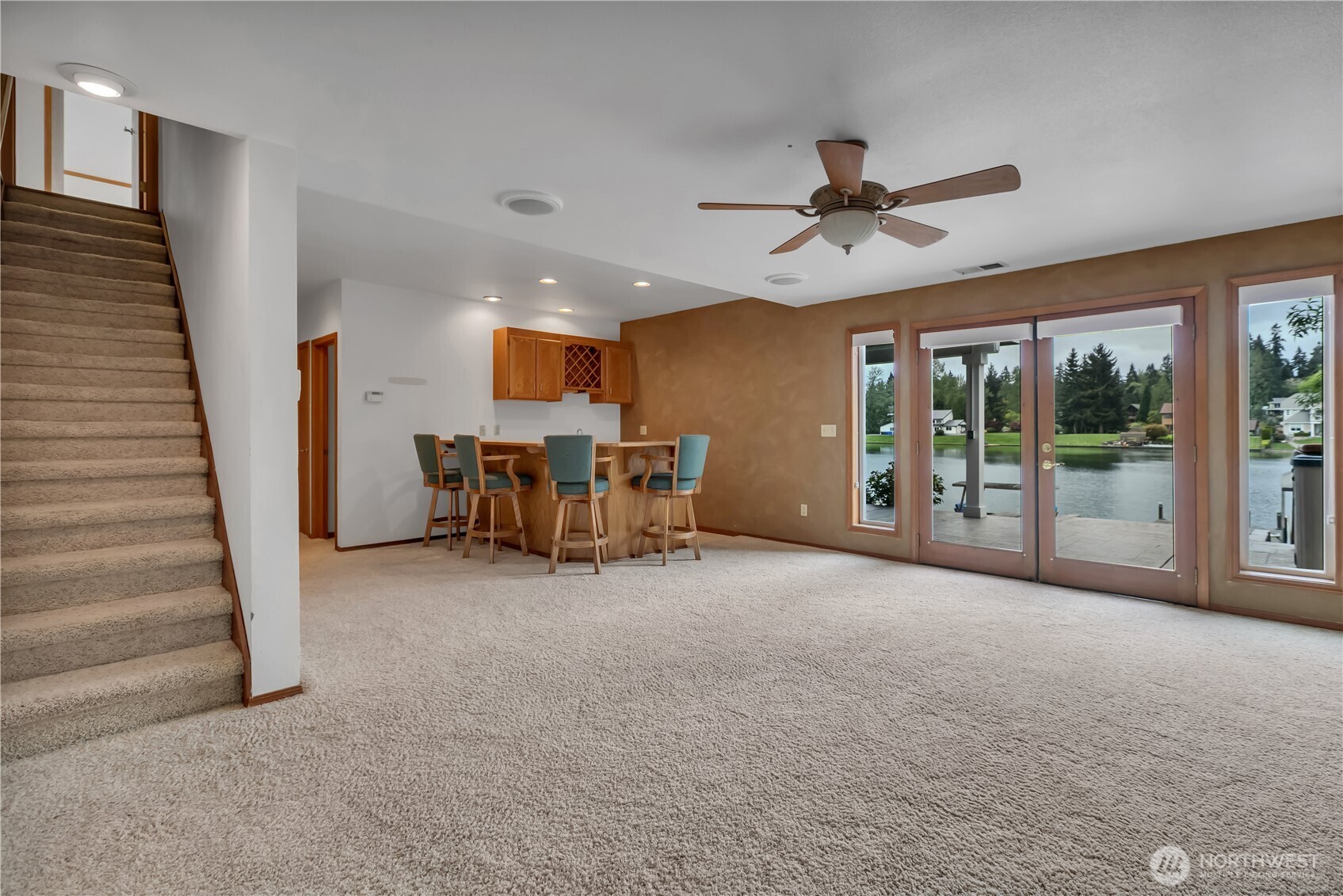 4452 185th Avenue E Lake Tapps WA 98391