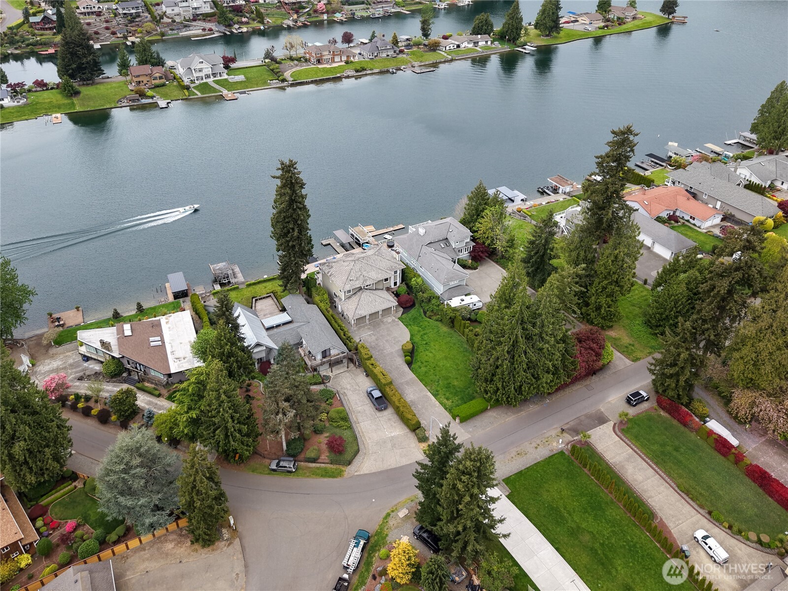 4452 185th Avenue E Lake Tapps WA 98391