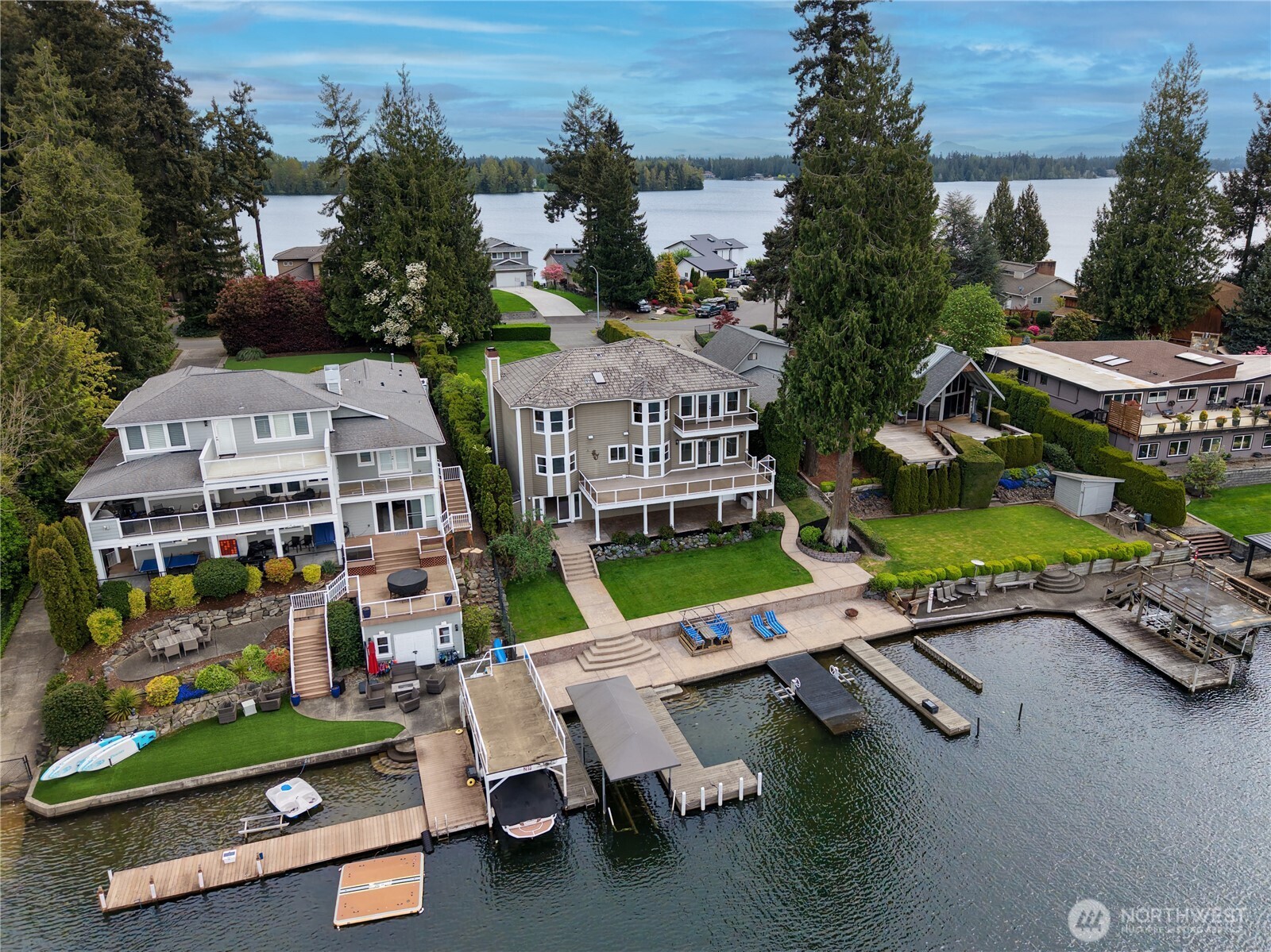4452 185th Avenue E Lake Tapps WA 98391