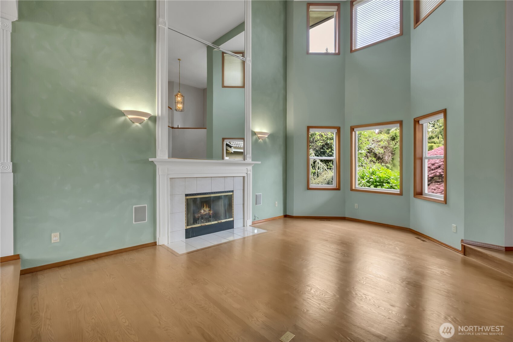 4452 185th Avenue E Lake Tapps WA 98391